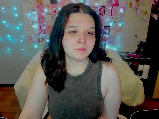 Acid-Kate's BongaCams show and profile