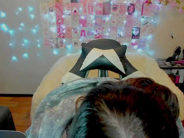 Acid-Kate's BongaCams show and profile