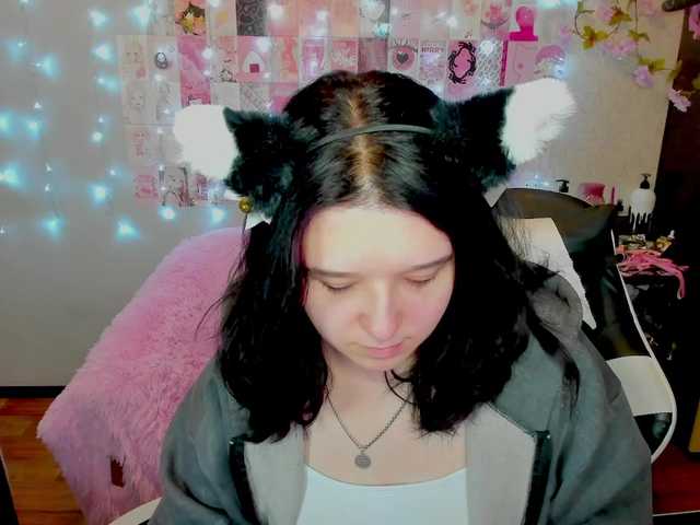 Acid-Kate's BongaCams show and profile