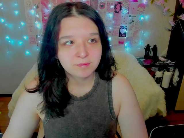 Acid-Kate's BongaCams show and profile