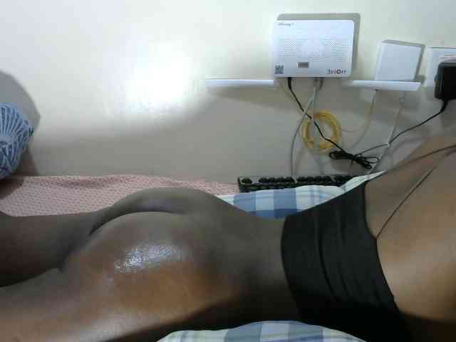 Lovelyacce webcam