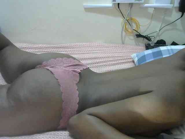 Lovelyacce webcam
