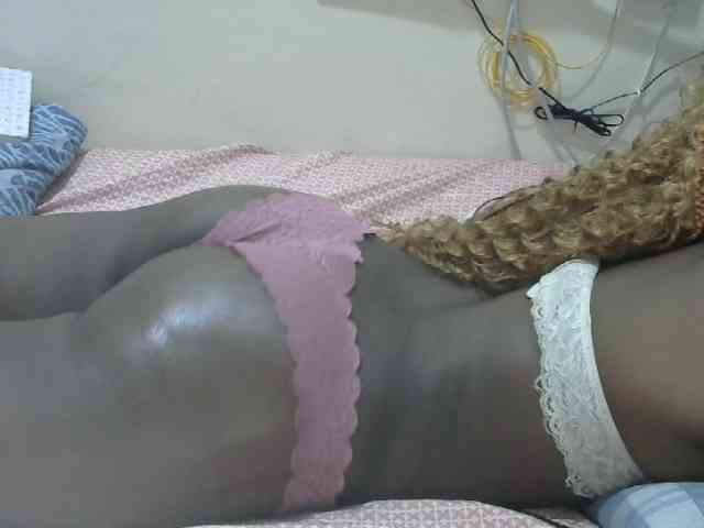 Lovelyacce webcam