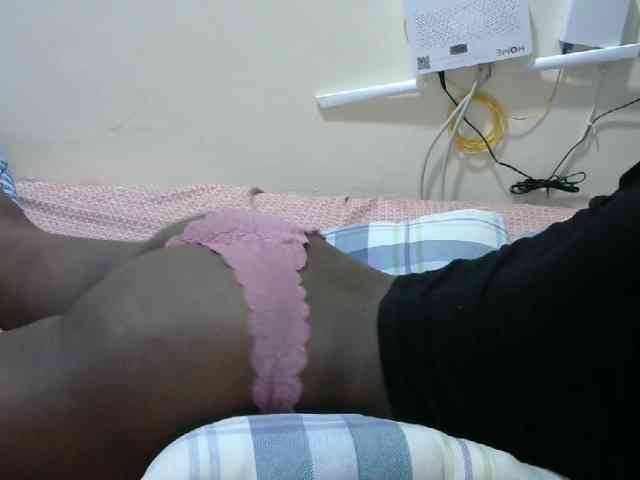 Lovelyacce webcam