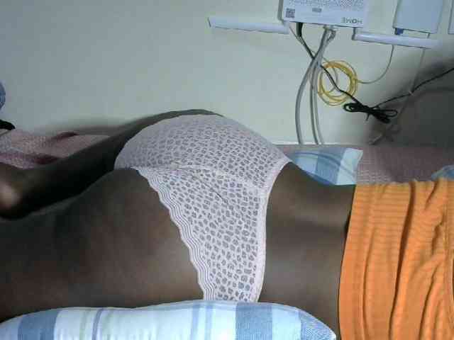 Lovelyacce webcam