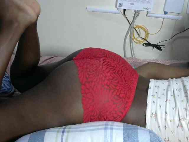 Lovelyacce webcam