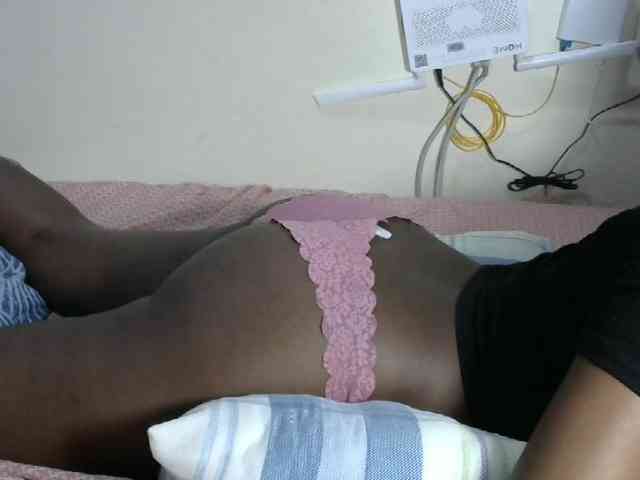 Lovelyacce webcam
