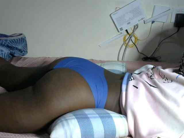 Lovelyacce webcam