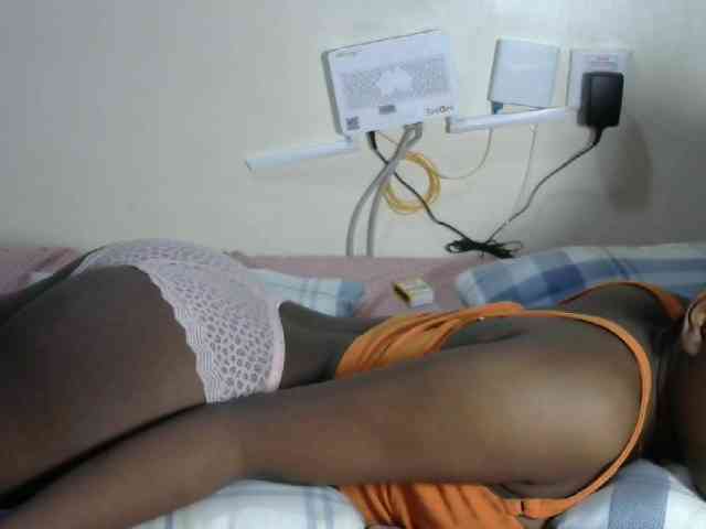 Lovelyacce webcam