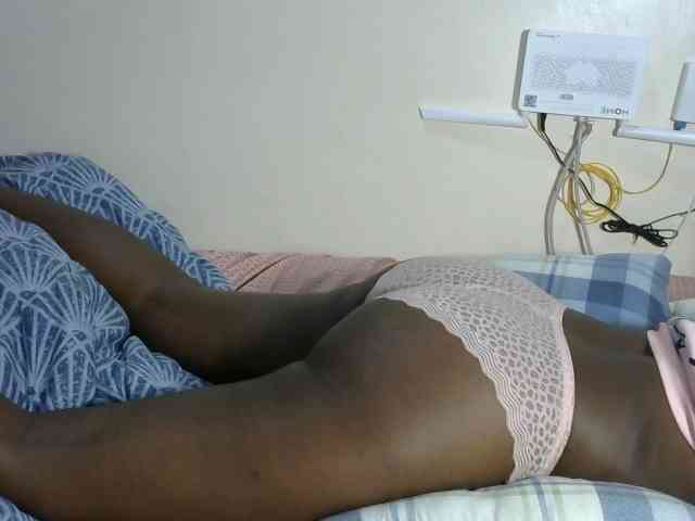 Lovelyacce webcam