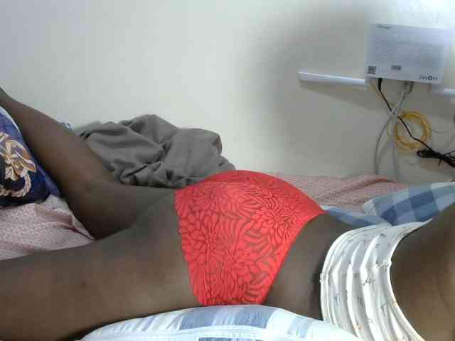 Lovelyacce webcam