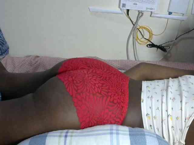 Lovelyacce webcam