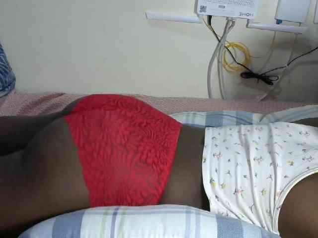 Lovelyacce webcam