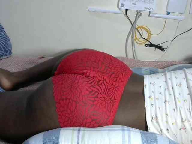 Lovelyacce webcam
