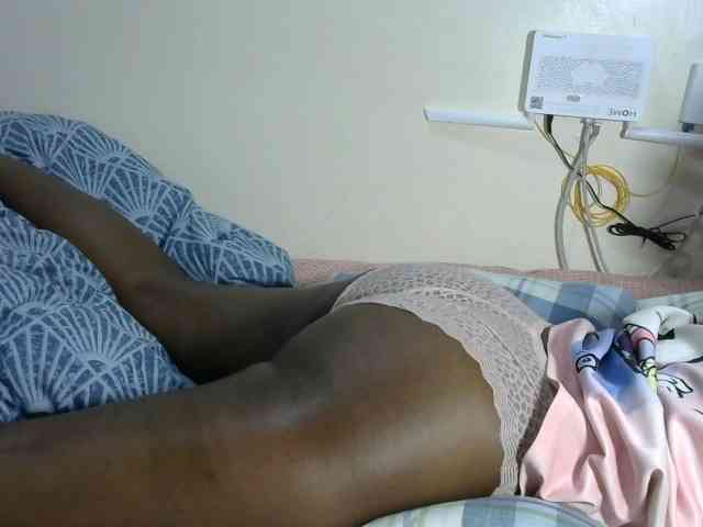 Lovelyacce webcam