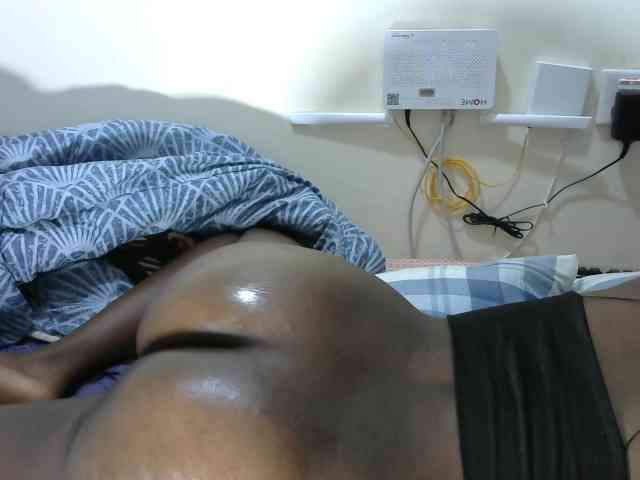 Lovelyacce webcam