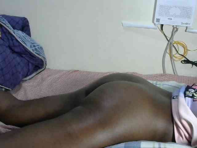 Lovelyacce webcam
