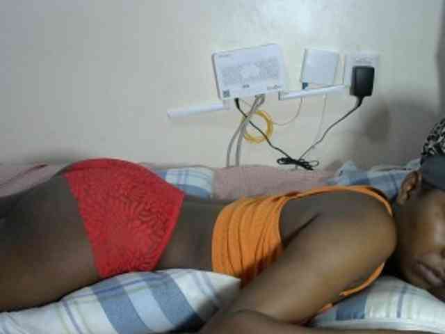 Lovelyacce webcam