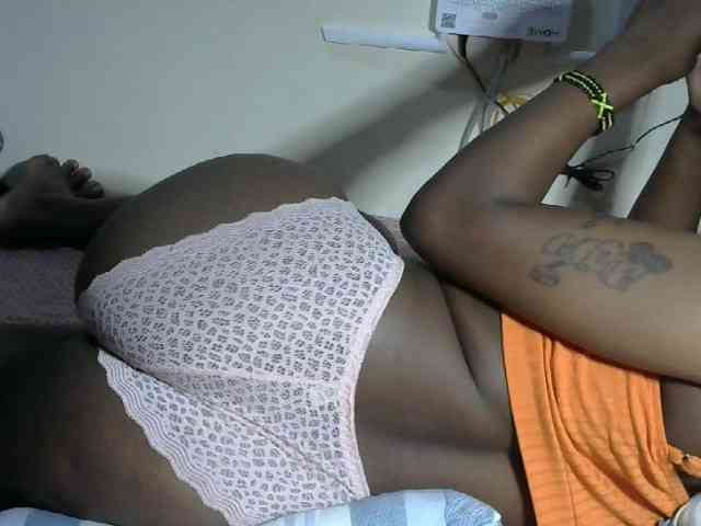 Lovelyacce Live Webcam on BongaCams