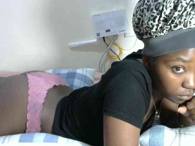 Lovelyacce webcam