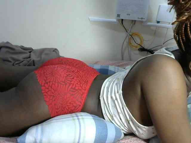 Lovelyacce webcam