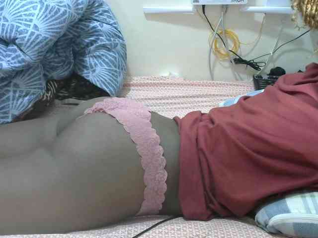 Lovelyacce webcam