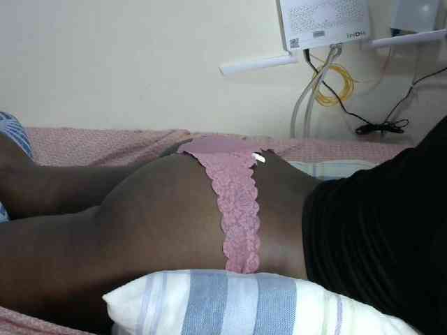 Lovelyacce webcam