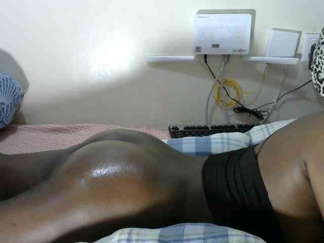 Lovelyacce webcam
