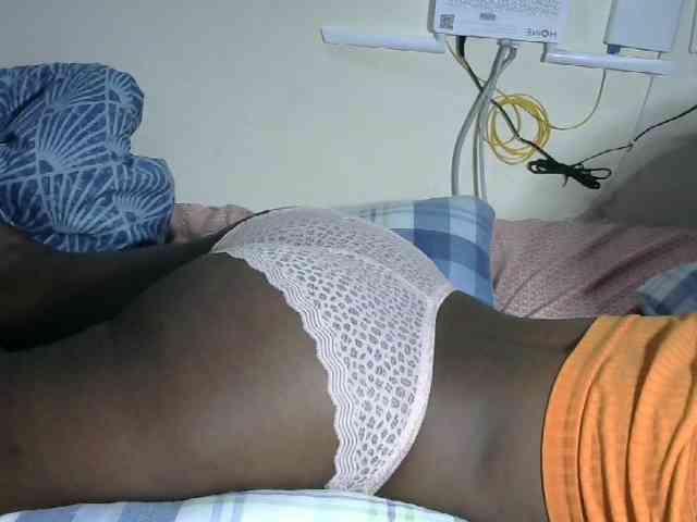 Lovelyacce webcam