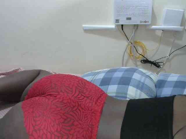 Lovelyacce webcam