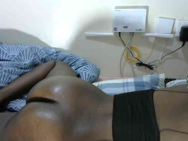 Lovelyacce webcam