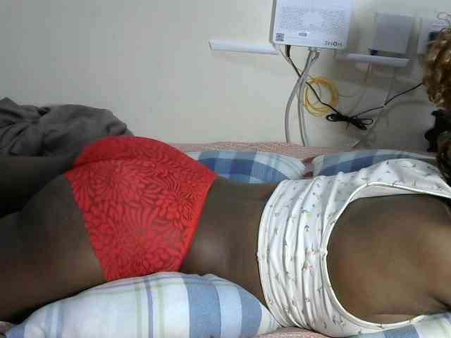 Lovelyacce webcam