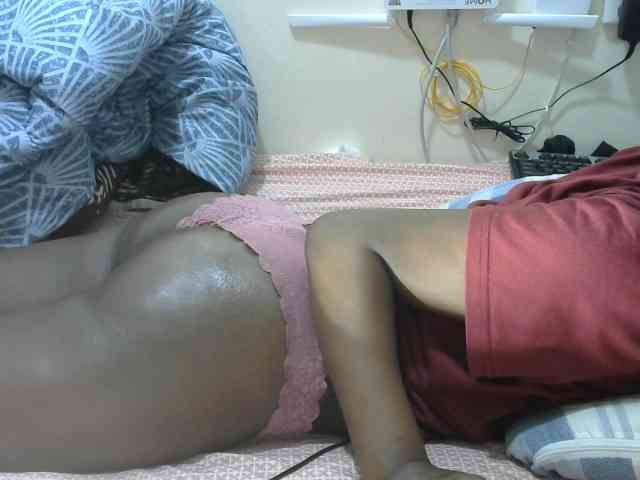 Lovelyacce webcam