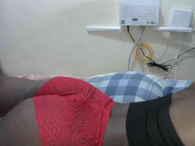 Lovelyacce webcam
