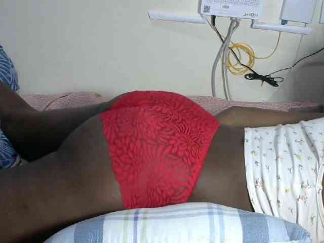 Lovelyacce webcam