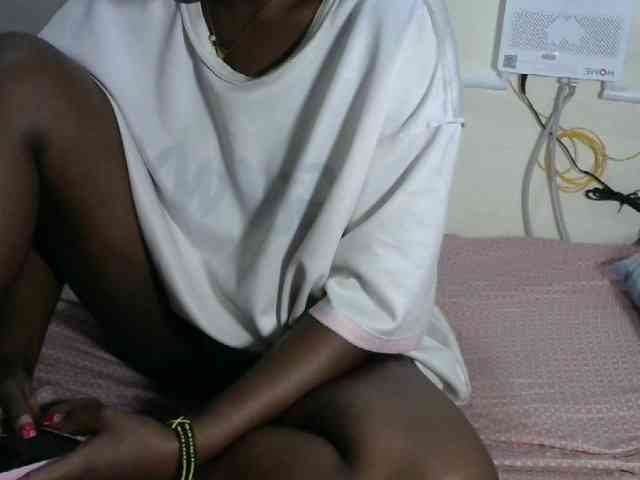 Lovelyacce webcam