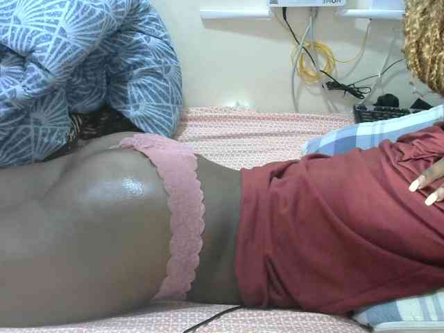 Lovelyacce webcam