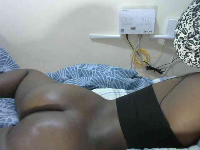 Lovelyacce webcam