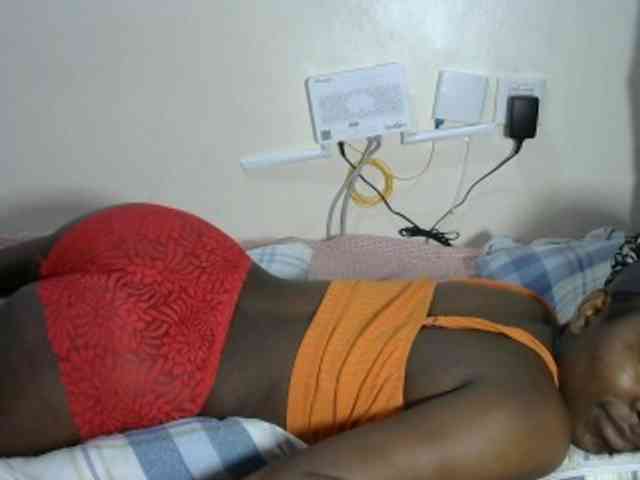Lovelyacce webcam