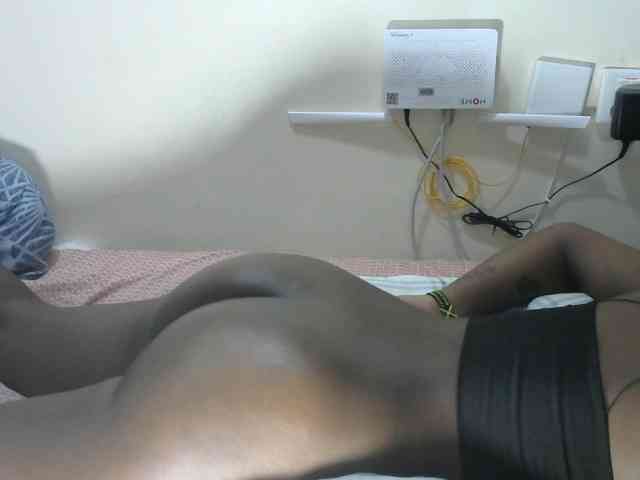 Lovelyacce webcam
