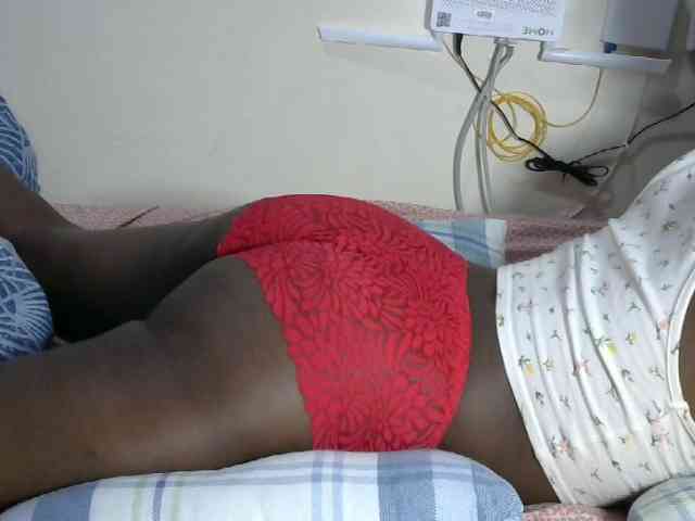 Lovelyacce webcam