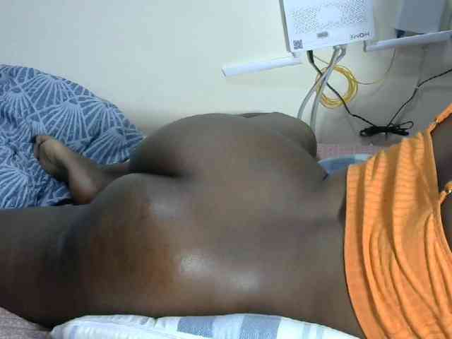 Lovelyacce webcam