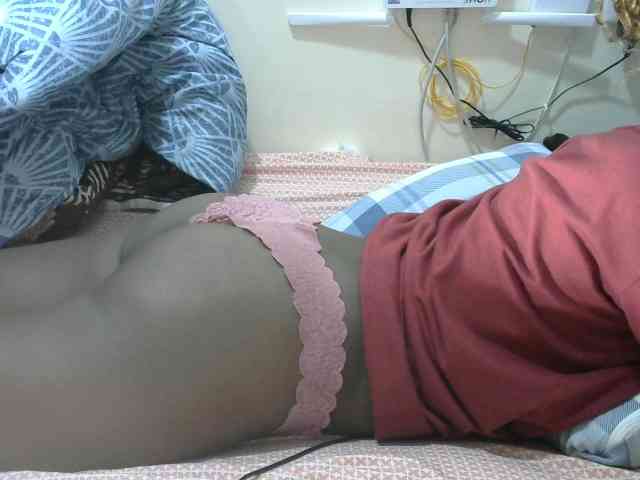 Lovelyacce webcam