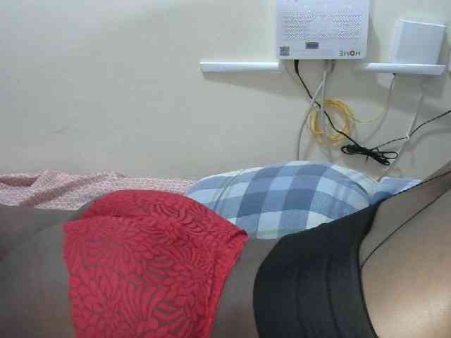 Lovelyacce webcam