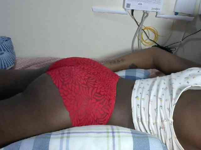 Lovelyacce webcam