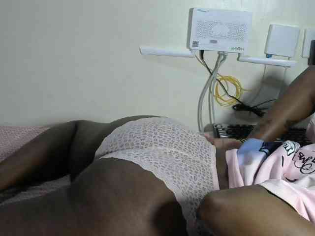 Lovelyacce webcam