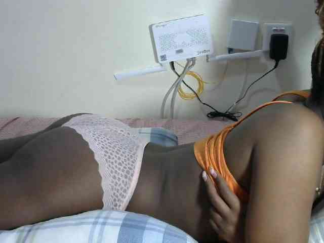 Lovelyacce webcam