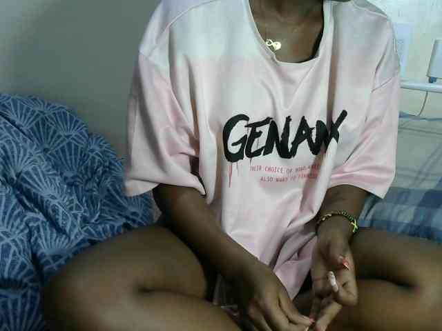 Lovelyacce webcam