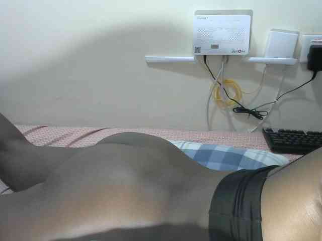 Lovelyacce webcam