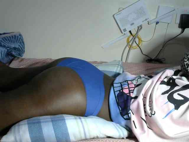 Lovelyacce webcam